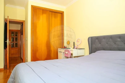 Apartamento T3 para Venda em Azambuja