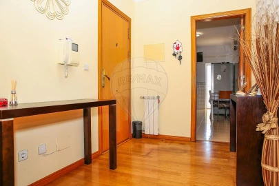 Apartamento T3 para Venda em Azambuja