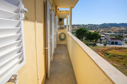 Apartamento T3 para Venda em Azambuja
