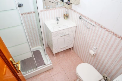 Apartamento T3 para Venda em Azambuja