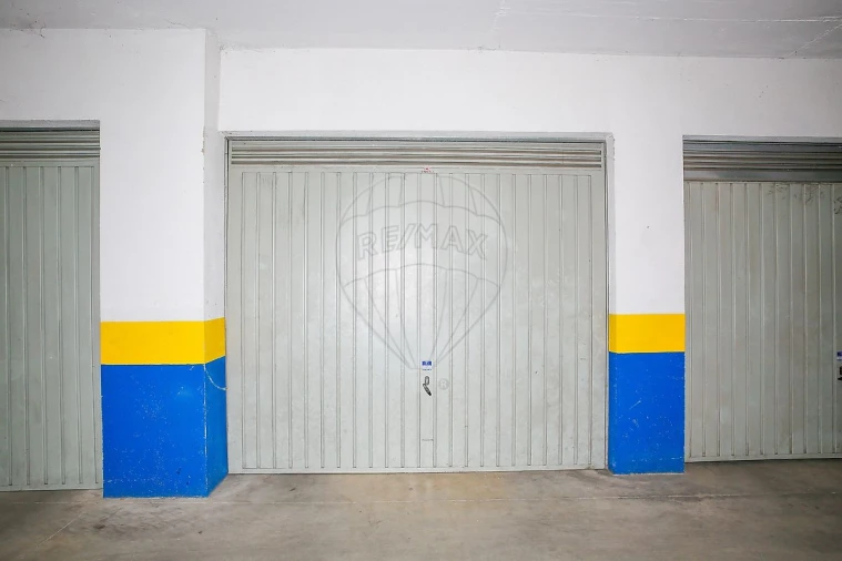 Apartamento T3 para Venda em Azambuja Foto 29