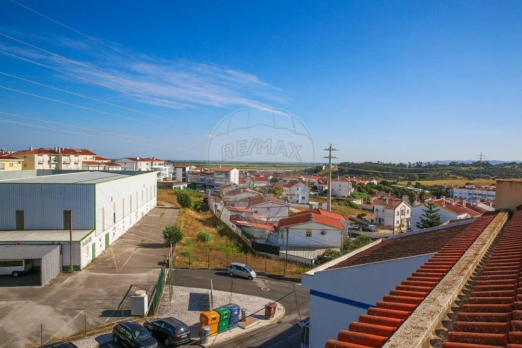 Apartamento T3 para Venda em Azambuja Foto 34