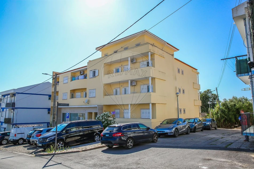 Apartamento T3 para Venda em Azambuja Foto 32