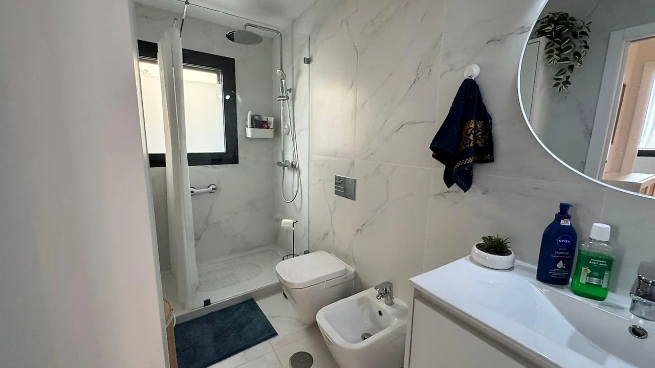 Apartamento T1 para Venda em Espinho Foto 9