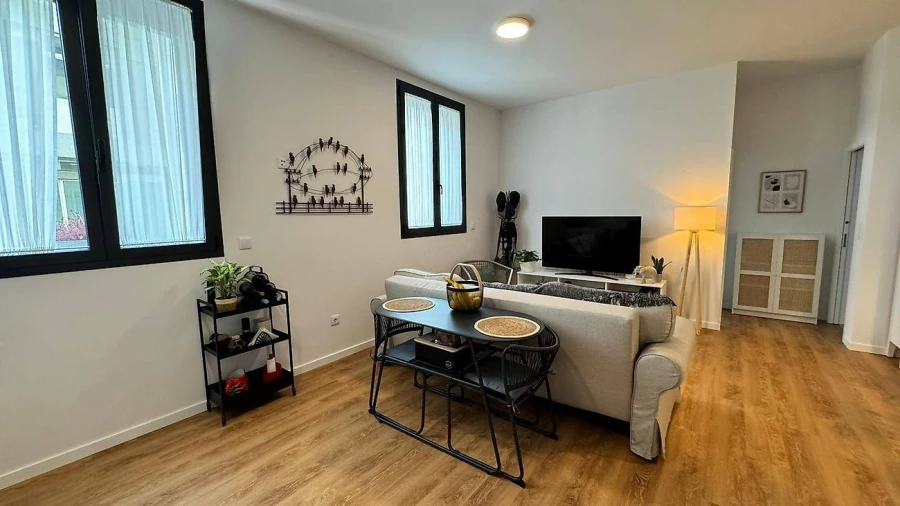 Apartamento T1 para Venda em Espinho Foto 2