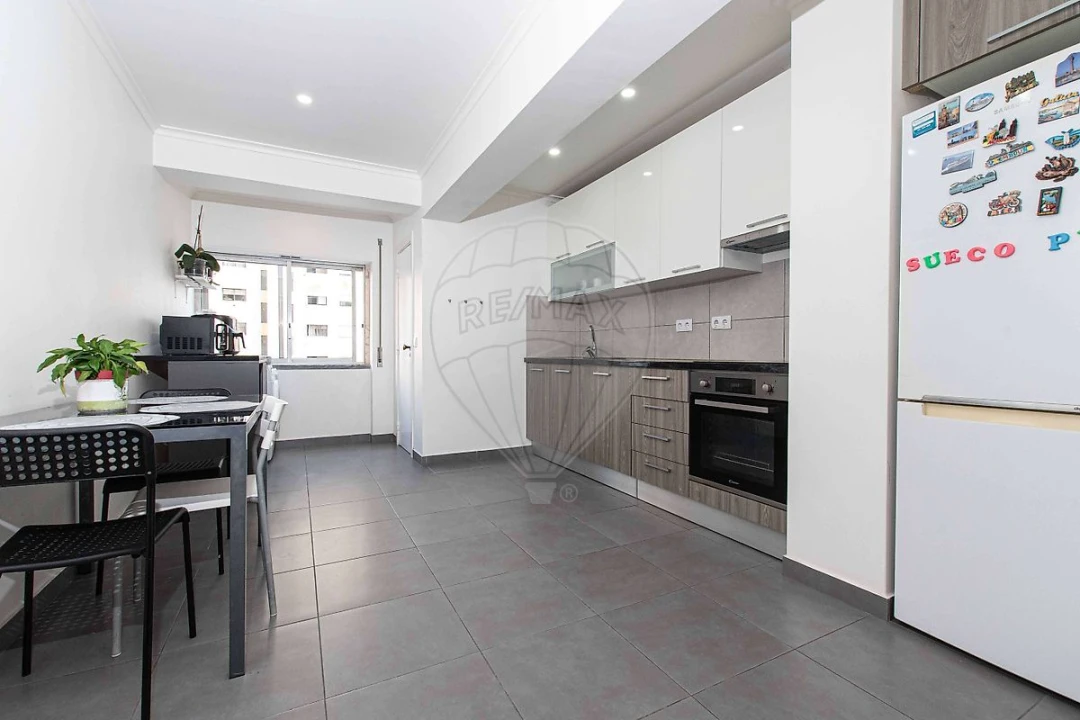 Apartamento T3 para Venda em Carregado e Cadafais Foto 5