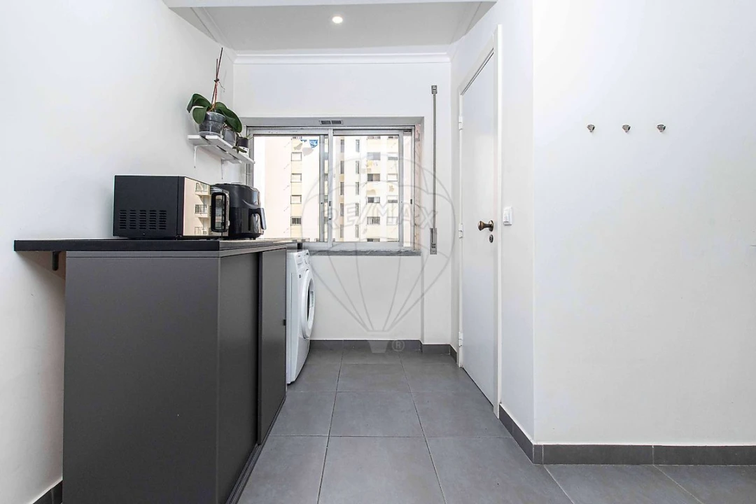 Apartamento T3 para Venda em Carregado e Cadafais Foto 8