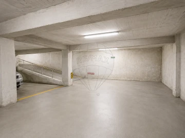 Apartamento T3 para Venda em Carregado e Cadafais