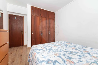 Apartamento T3 para Venda em Carregado e Cadafais