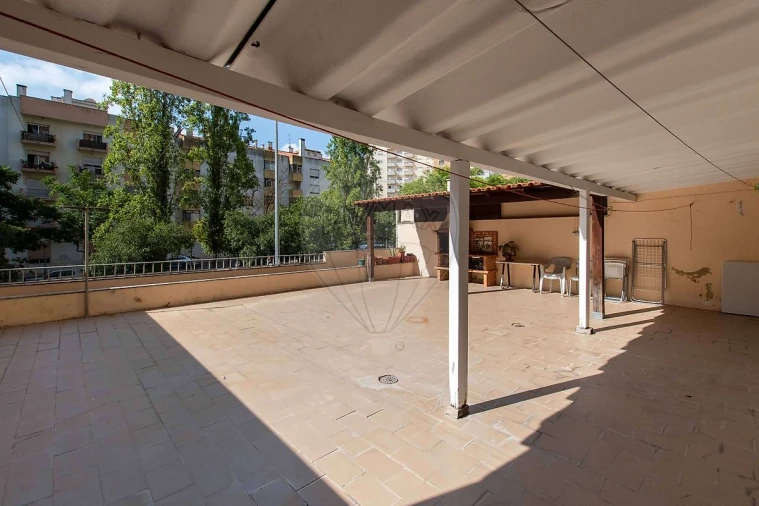 Apartamento T3 para Venda em Carregado e Cadafais Foto 23