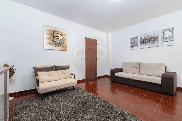 Apartamento T3 para Venda em Carregado e Cadafais Foto 21