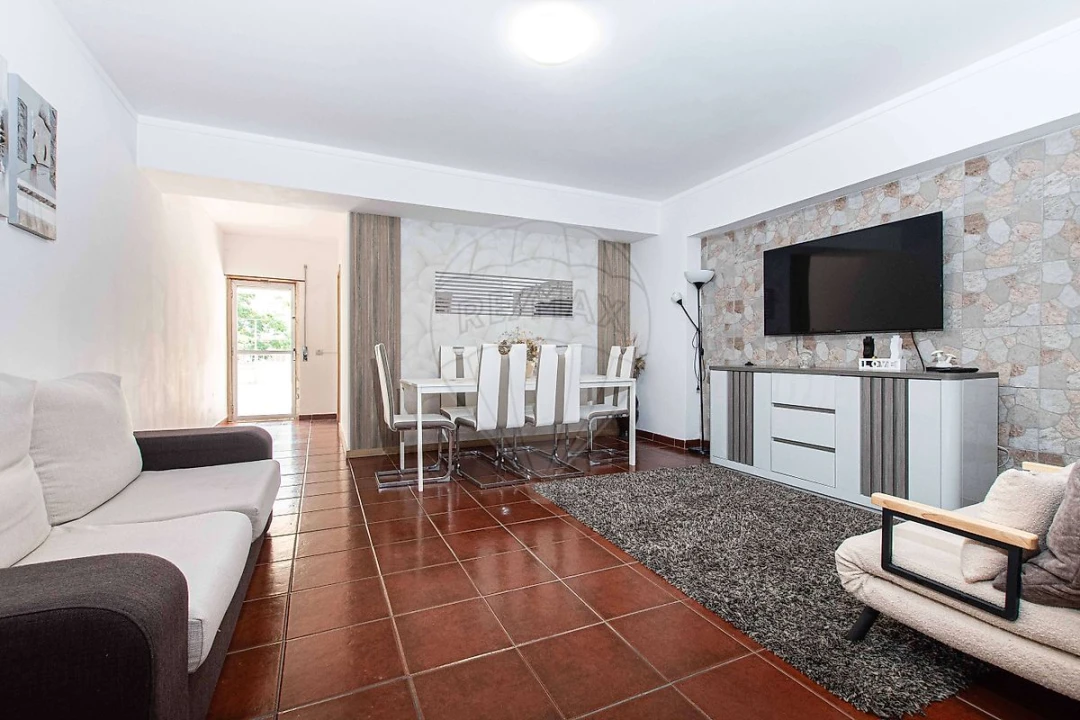 Apartamento T3 para Venda em Carregado e Cadafais Foto 19