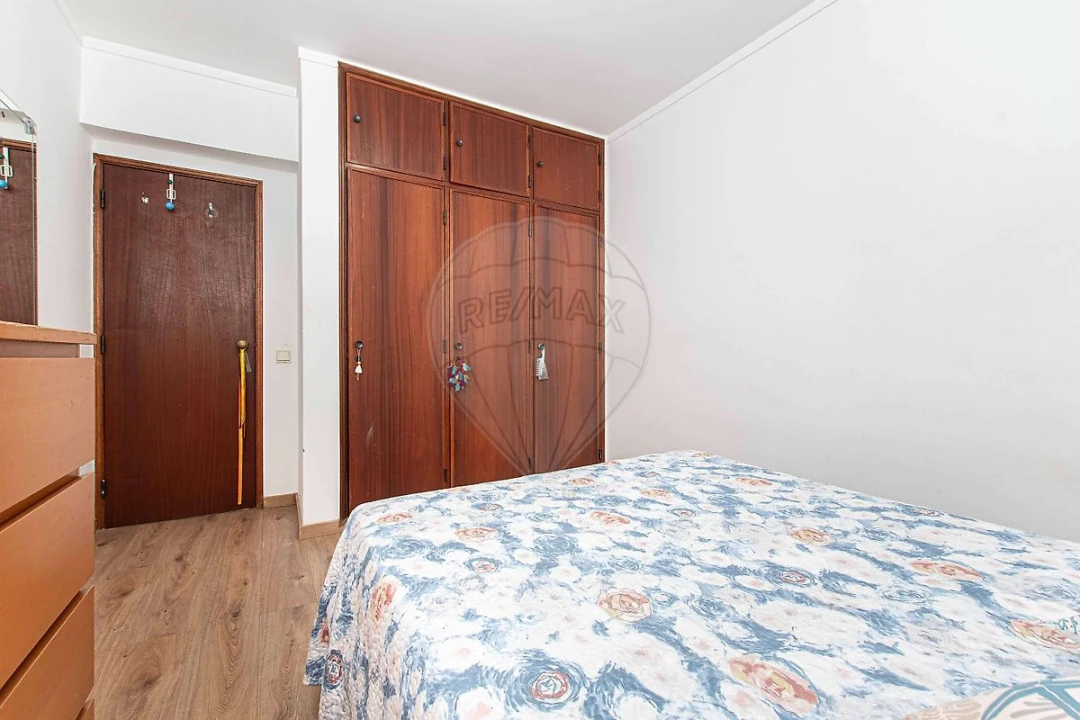 Apartamento T3 para Venda em Carregado e Cadafais Foto 10