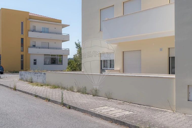 Apartamento T2 para Venda em São Martinho do Bispo e Ribeira de Frades Foto 28
