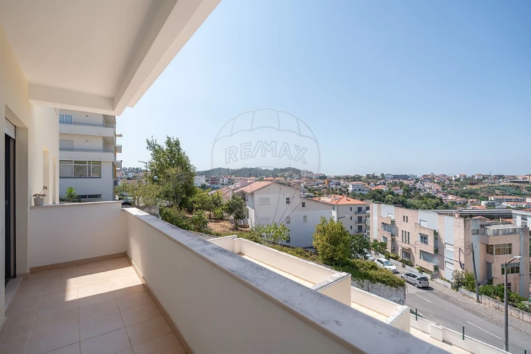 Apartamento T2 para Venda em São Martinho do Bispo e Ribeira de Frades Foto 24