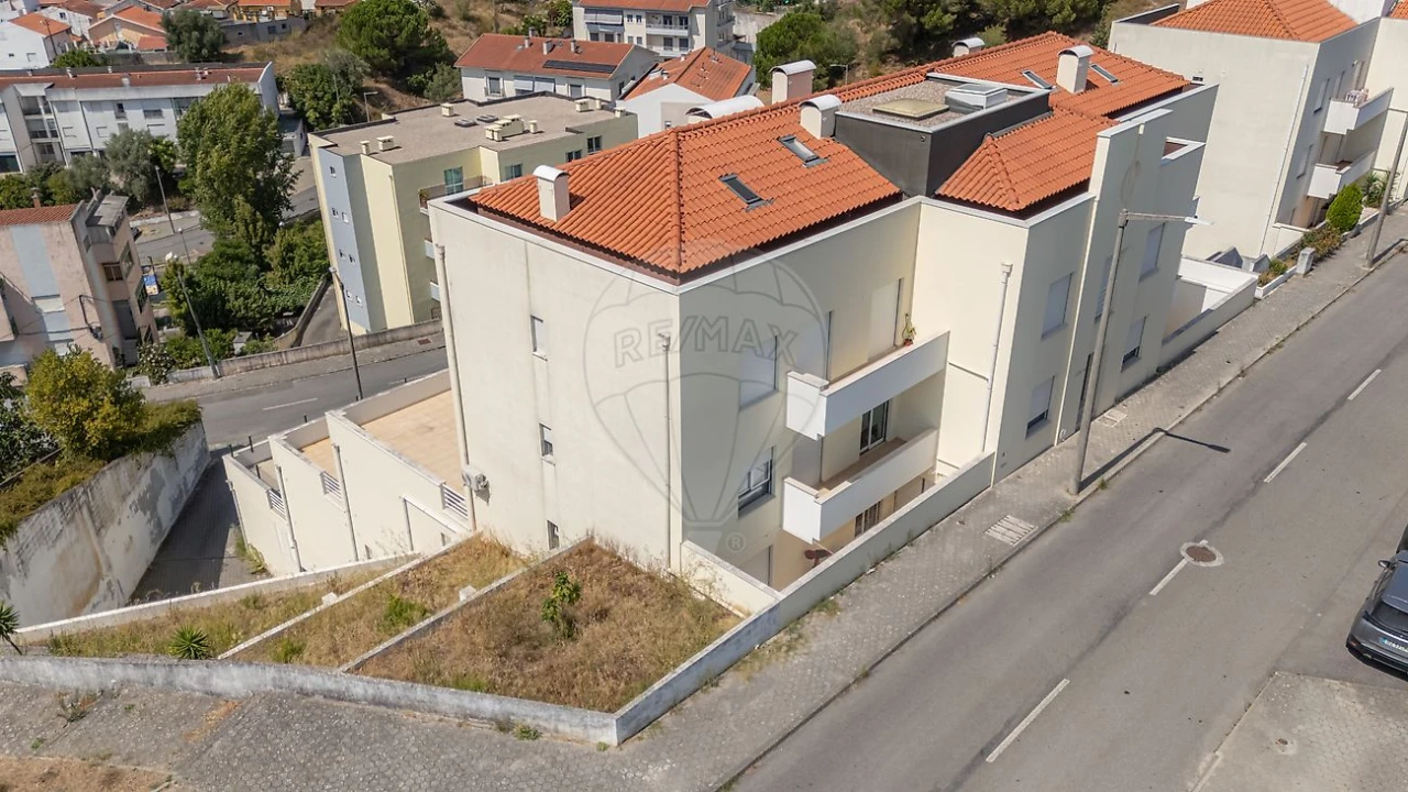 Apartamento T2 para Venda em São Martinho do Bispo e Ribeira de Frades Foto 1