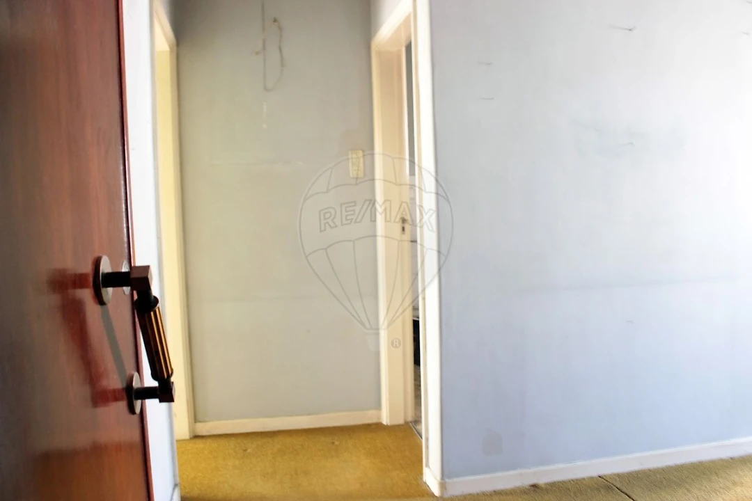 Apartamento T2 para Venda em Campo de Ourique Foto 16