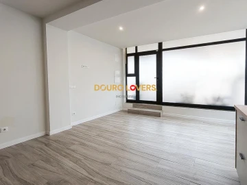Apartamento para Venda em Paranhos