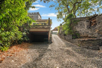 Moradia T6 para Venda em Funchal (Santa Luzia)