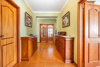 Moradia T3 para Venda em Calvos e Frades