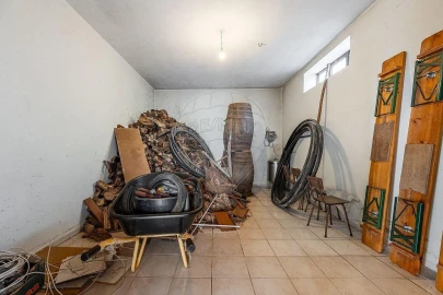 Moradia T3 para Venda em Calvos e Frades