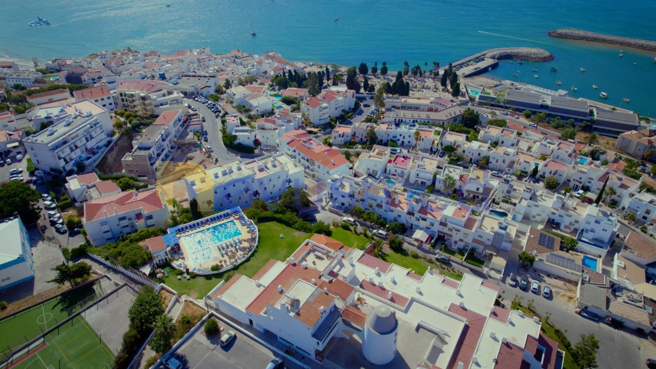 Moradia T3 para Venda em Albufeira e Olhos de Água Foto 3