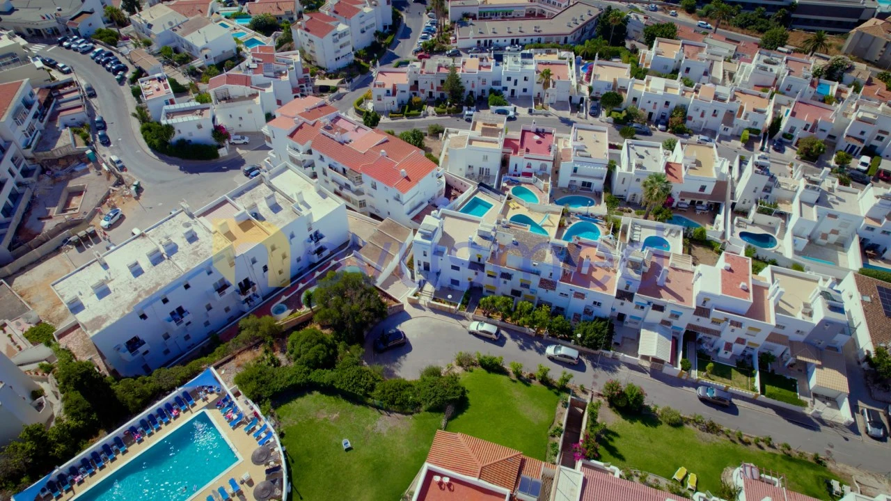 Moradia T3 para Venda em Albufeira e Olhos de Água Foto 51