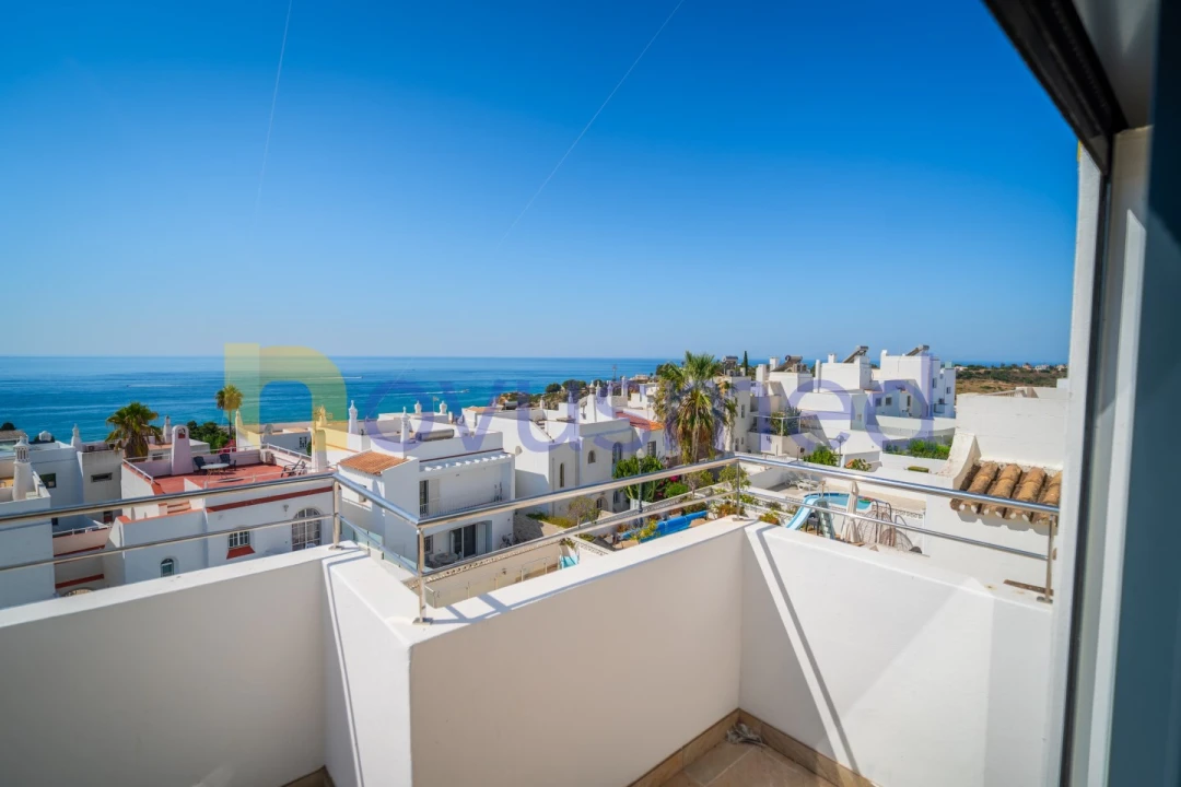 Moradia T3 para Venda em Albufeira e Olhos de Água Foto 26