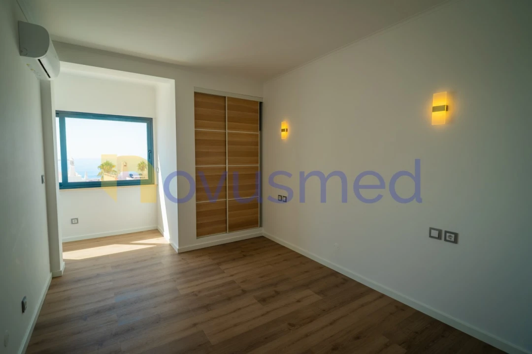 Moradia T3 para Venda em Albufeira e Olhos de Água Foto 45