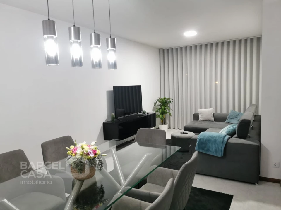 Apartamento T2 para Venda em Arcozelo Foto 9