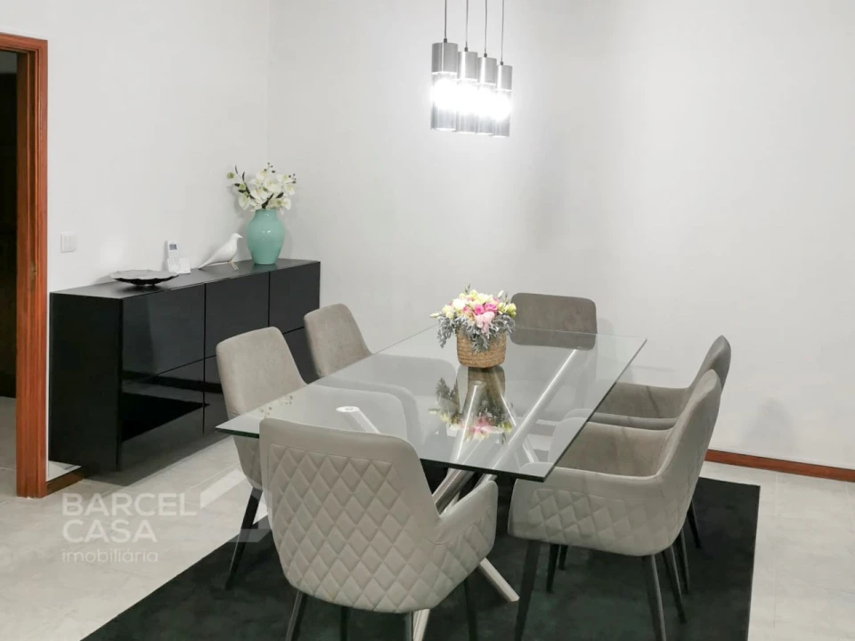 Apartamento T2 para Venda em Arcozelo Foto 5