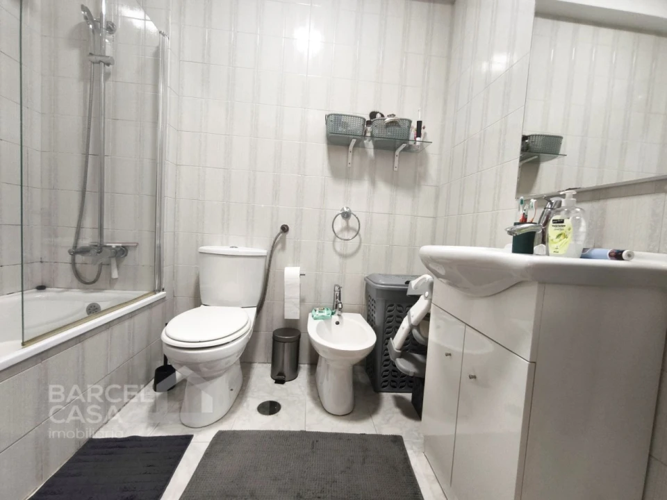 Apartamento T2 para Venda em Arcozelo Foto 10