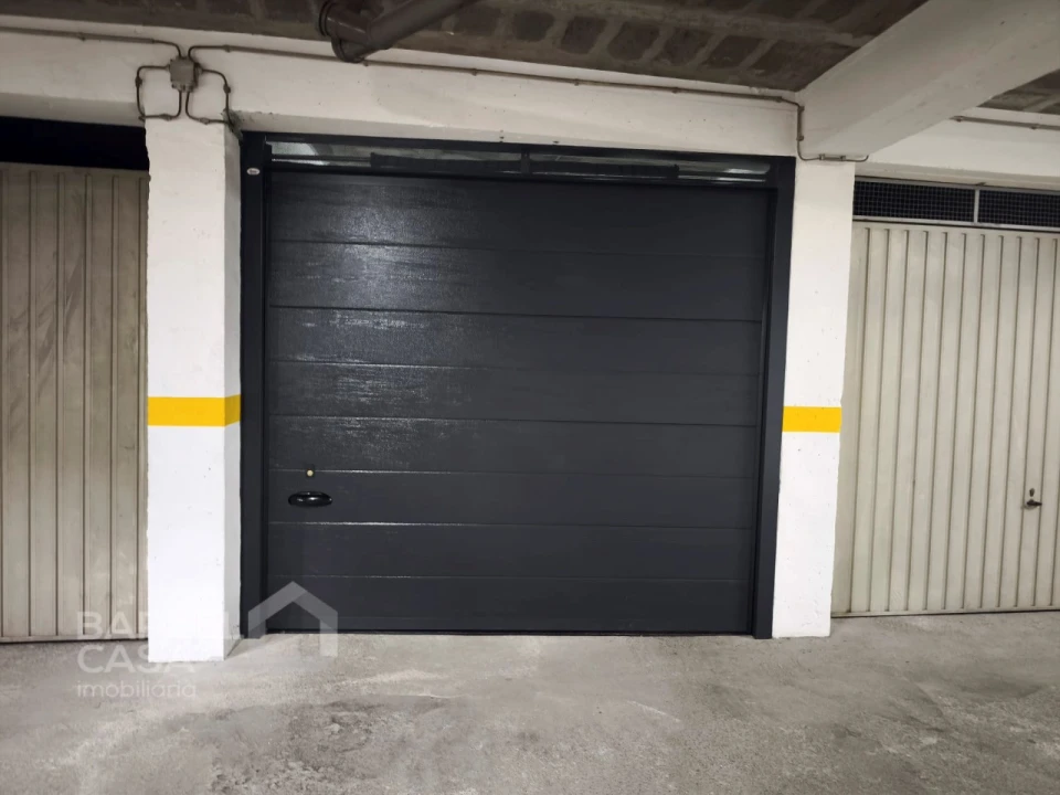 Apartamento T2 para Venda em Arcozelo Foto 20