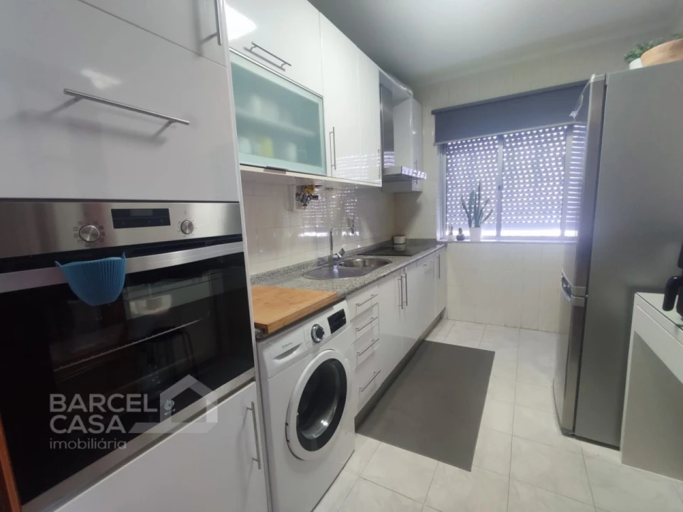 Apartamento T2 para Venda em Arcozelo Foto 6
