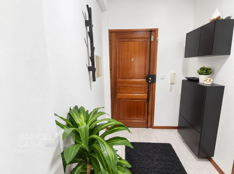 Apartamento T2 para Venda em Arcozelo Foto 19