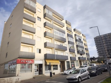 Apartamento T2 para Venda em Arcozelo