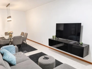 Apartamento T2 para Venda em Arcozelo