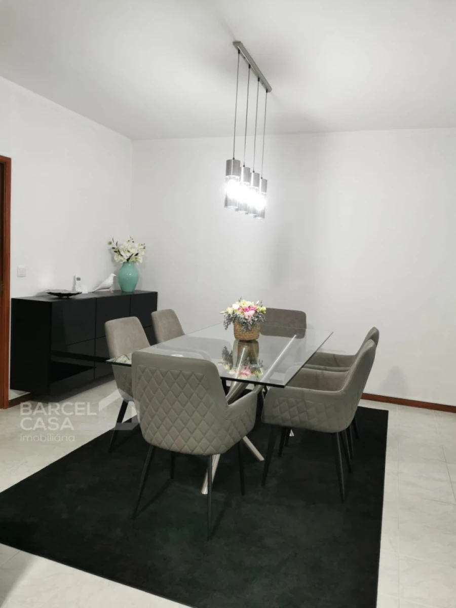Apartamento T2 para Venda em Arcozelo Foto 7