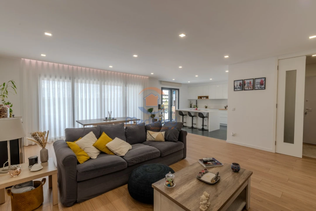 Apartamento T3 para Venda em Montijo e Afonsoeiro Foto 2