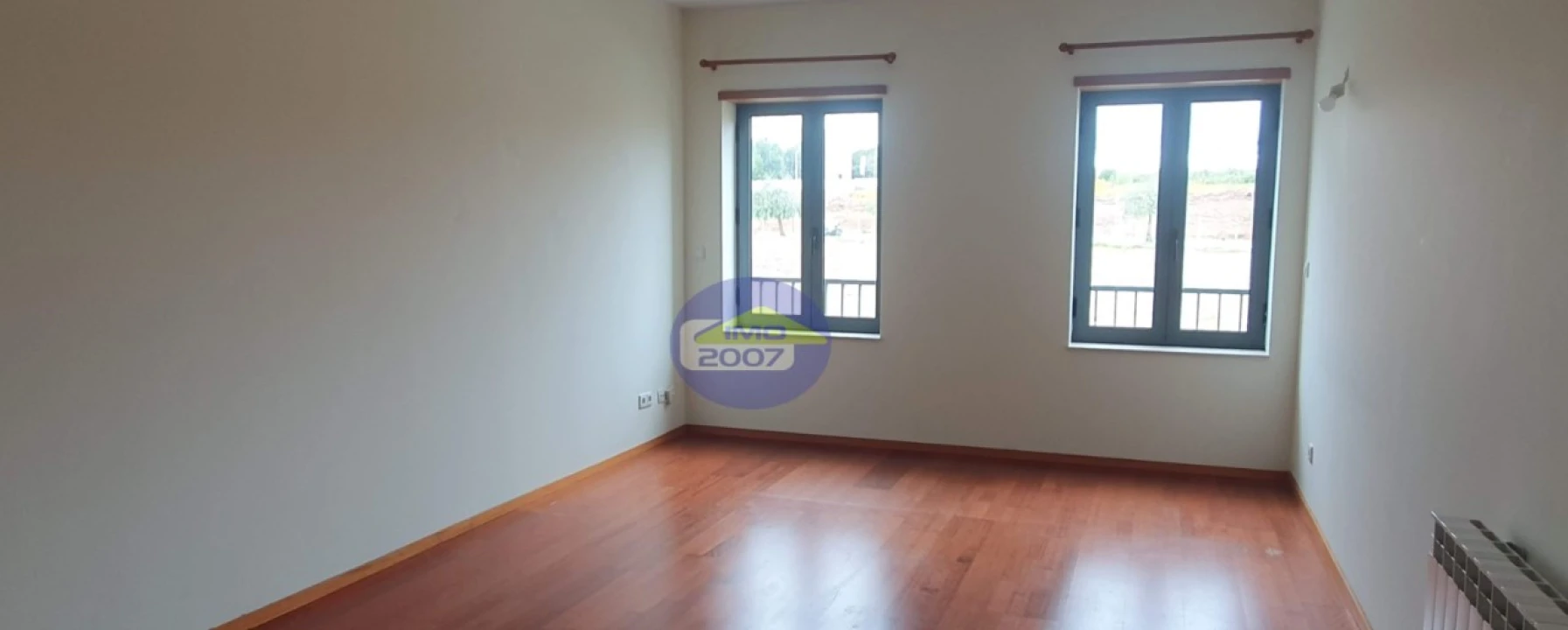 Apartamento T3 para Venda em Oliveira do Douro Foto 7