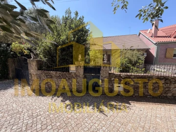 Moradia para Venda em Vila Boa