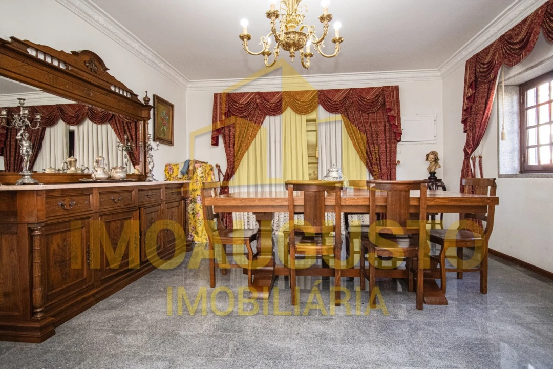 Moradia T5 para Venda em Sabugal e Aldeia de Santo António Foto 14