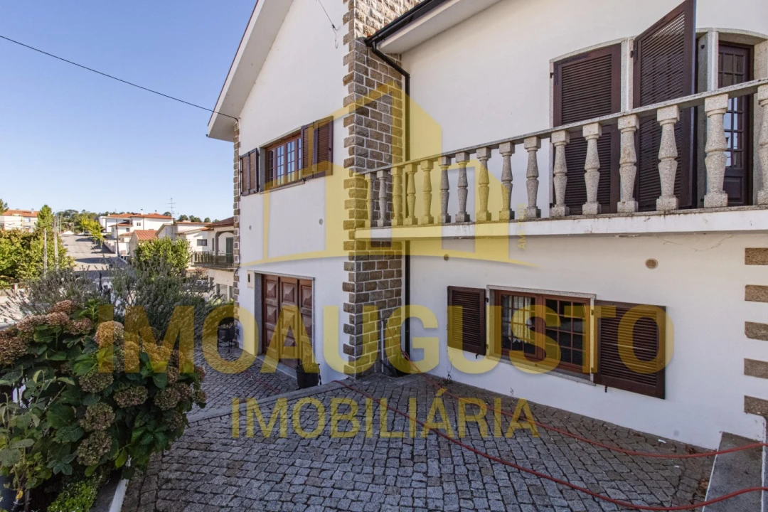 Moradia T5 para Venda em Sabugal e Aldeia de Santo António Foto 51