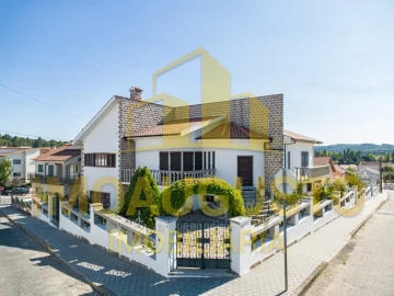 Moradia T5 para Venda em Sabugal e Aldeia de Santo António