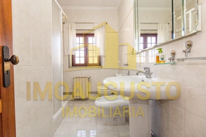 Moradia T5 para Venda em Sabugal e Aldeia de Santo António