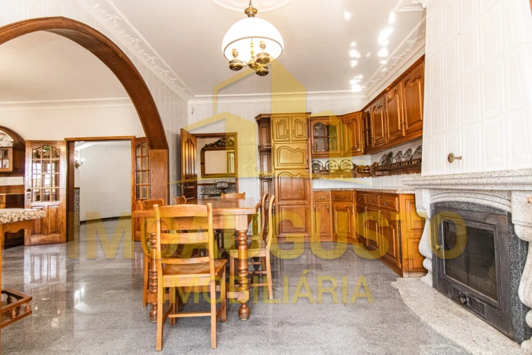 Moradia T5 para Venda em Sabugal e Aldeia de Santo António Foto 6