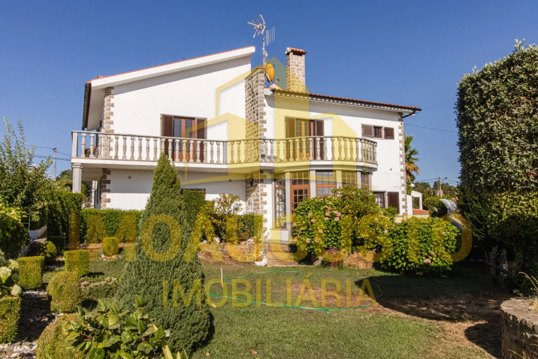 Moradia T5 para Venda em Sabugal e Aldeia de Santo António Foto 48