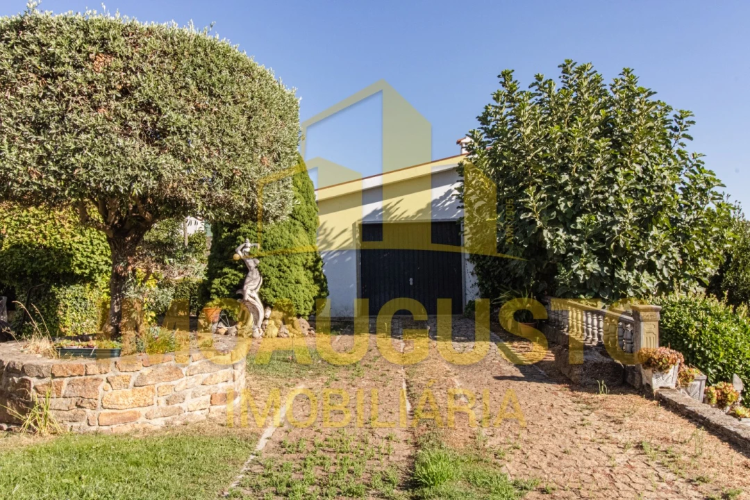 Moradia T5 para Venda em Sabugal e Aldeia de Santo António Foto 50