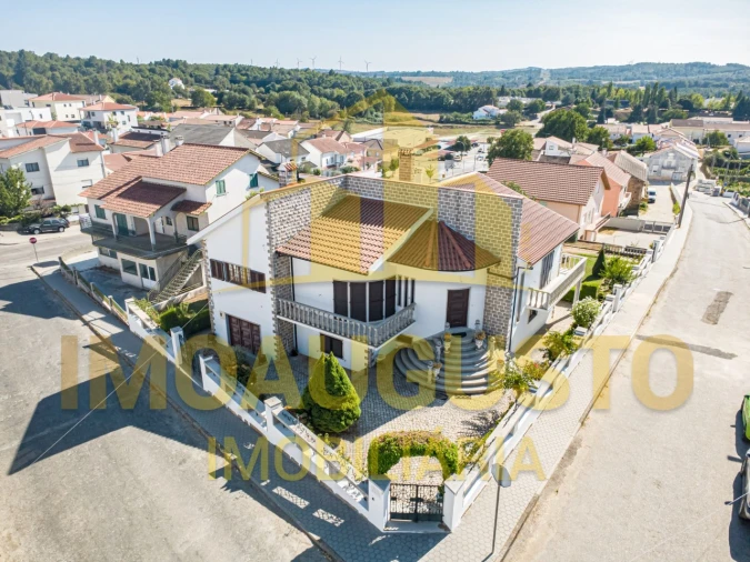 Moradia T5 para Venda em Sabugal e Aldeia de Santo António Foto 2