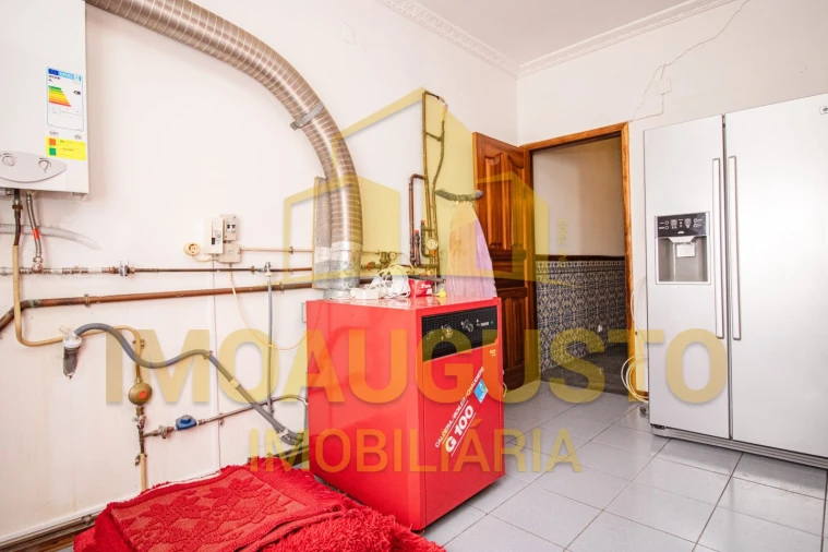 Moradia T5 para Venda em Sabugal e Aldeia de Santo António Foto 19